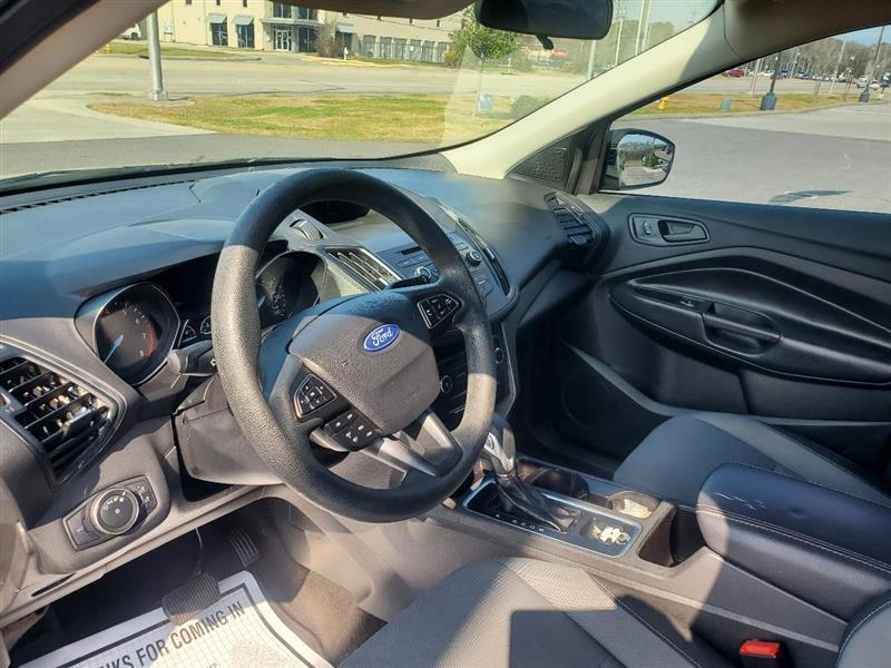 Ford Escape S FWD 2018