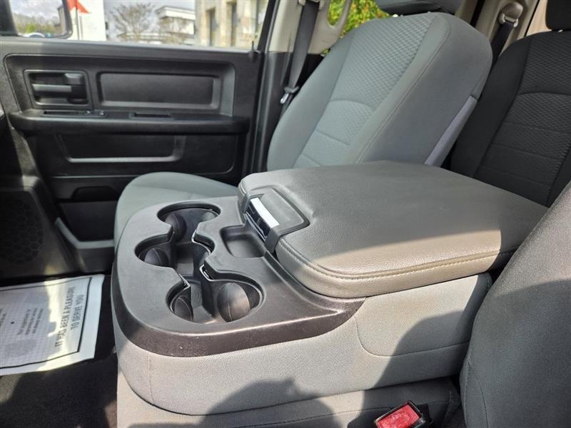 RAM 1500 Tradesman Quad Cab 2WD 2013