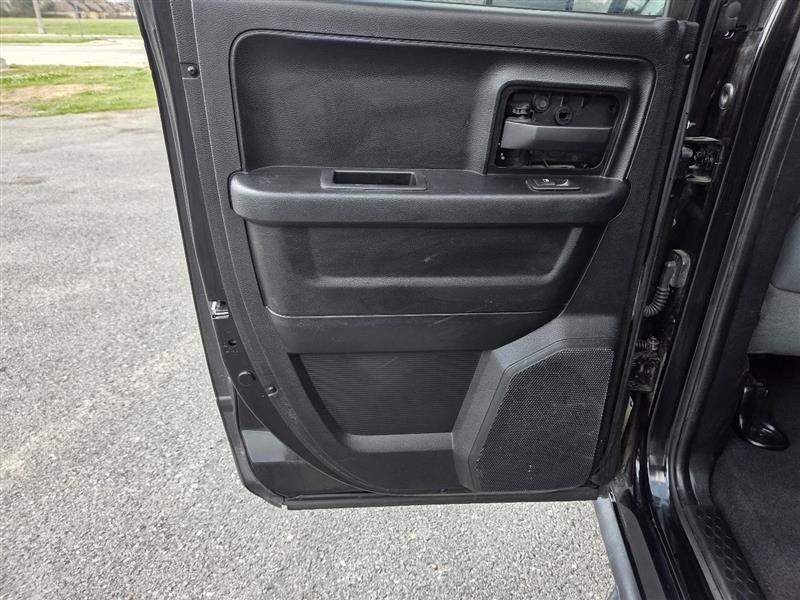 RAM 1500 Tradesman Quad Cab 2WD 2013