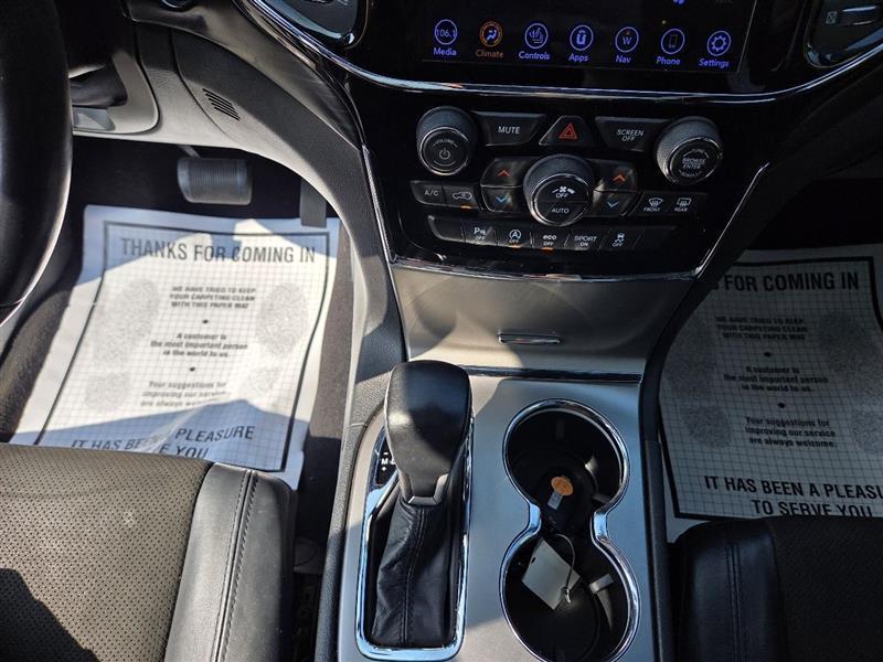 Jeep Grand Cherokee Laredo 2WD 2020