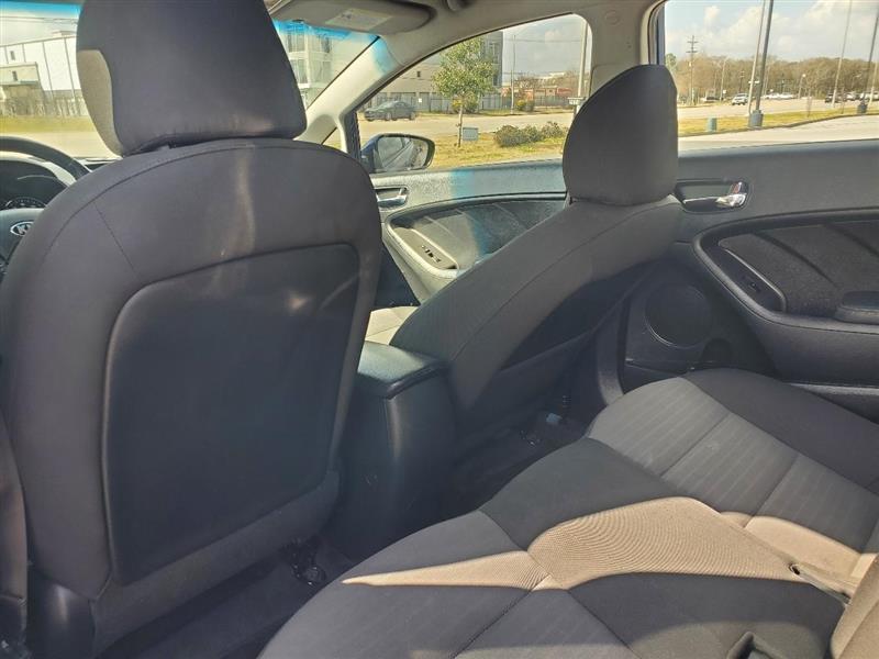 Kia Forte LX 6A 2017