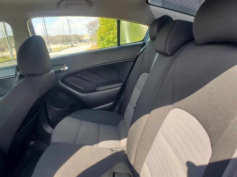 Kia Forte LX 6A 2017