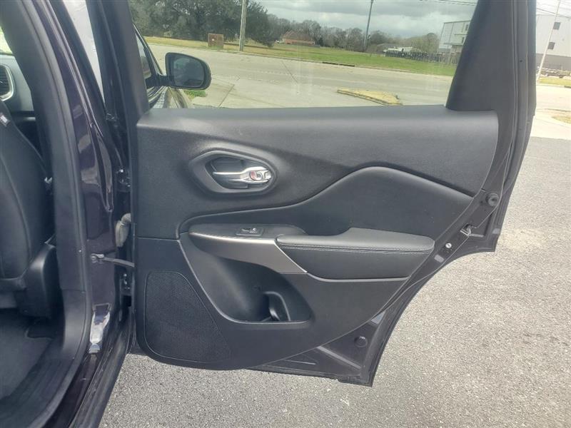 Jeep Cherokee Latitude Plus FWD 2021