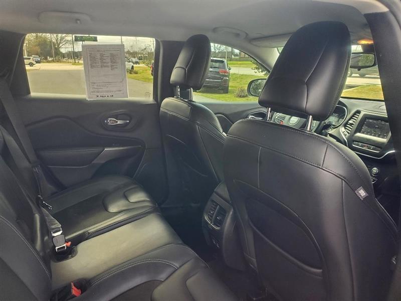 Jeep Cherokee Latitude Plus FWD 2021