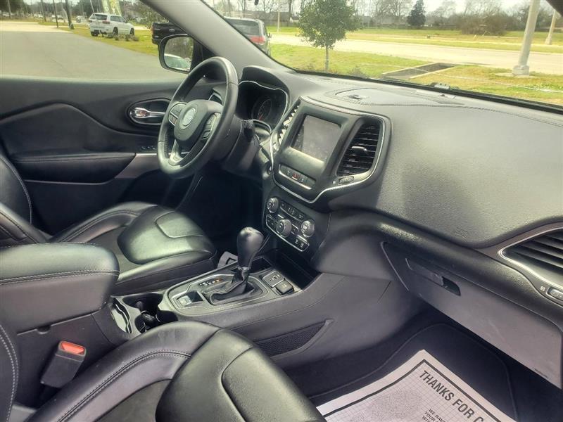 Jeep Cherokee Latitude Plus FWD 2021