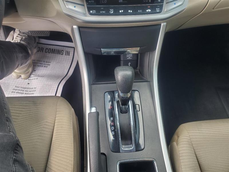 Honda Accord LX Sedan CVT 2015