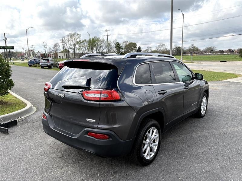 Jeep Cherokee Latitude FWD 2017