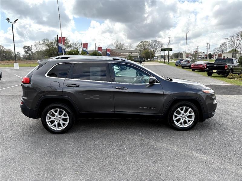 Jeep Cherokee Latitude FWD 2017