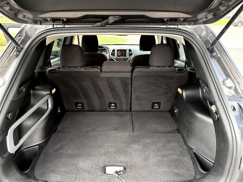 Jeep Cherokee Latitude FWD 2017