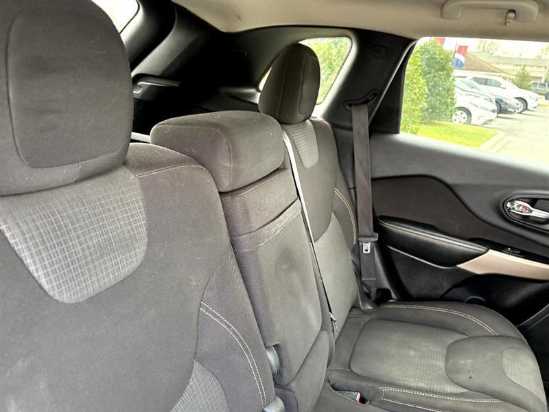 Jeep Cherokee Latitude FWD 2017