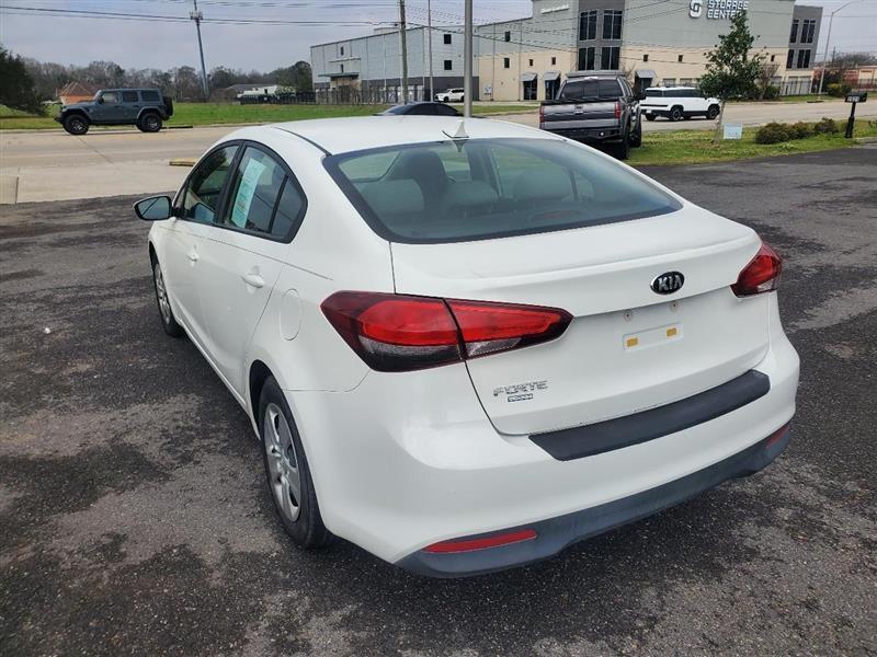 Kia Forte LX 6A 2017