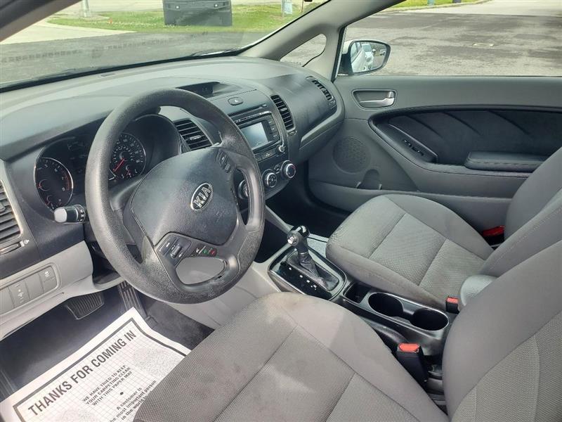 Kia Forte LX 6A 2017