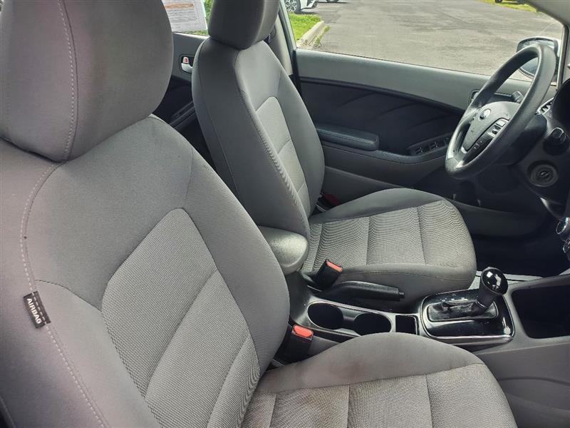 Kia Forte LX 6A 2017