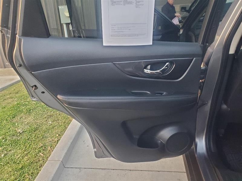 Nissan Rogue SV AWD 2018