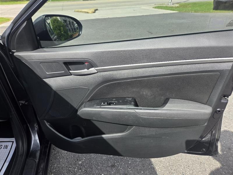 Hyundai Elantra Limited 2020