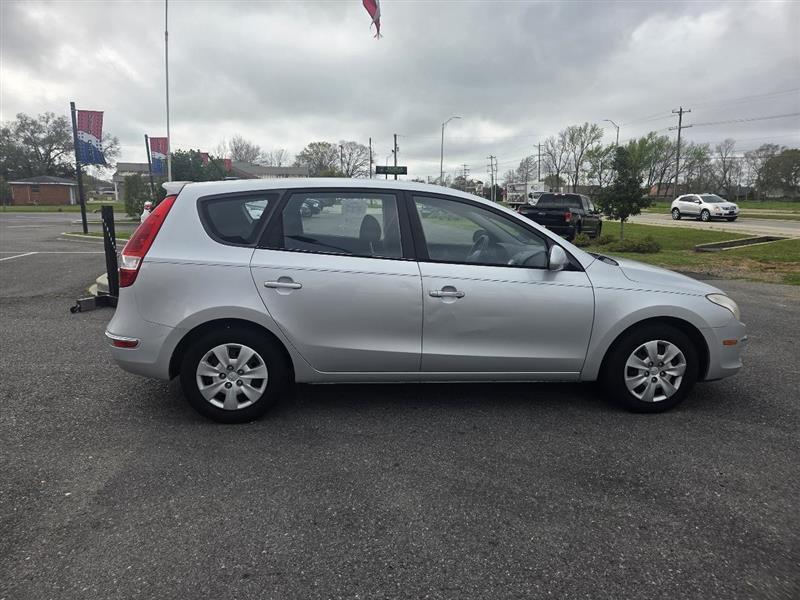 Hyundai Elantra Touring GLS Automatic 2012