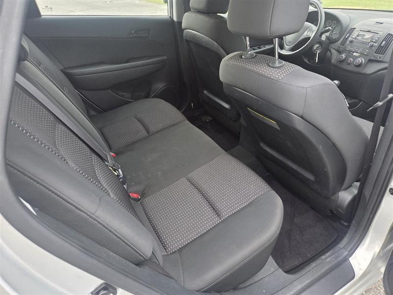 Hyundai Elantra Touring GLS Automatic 2012