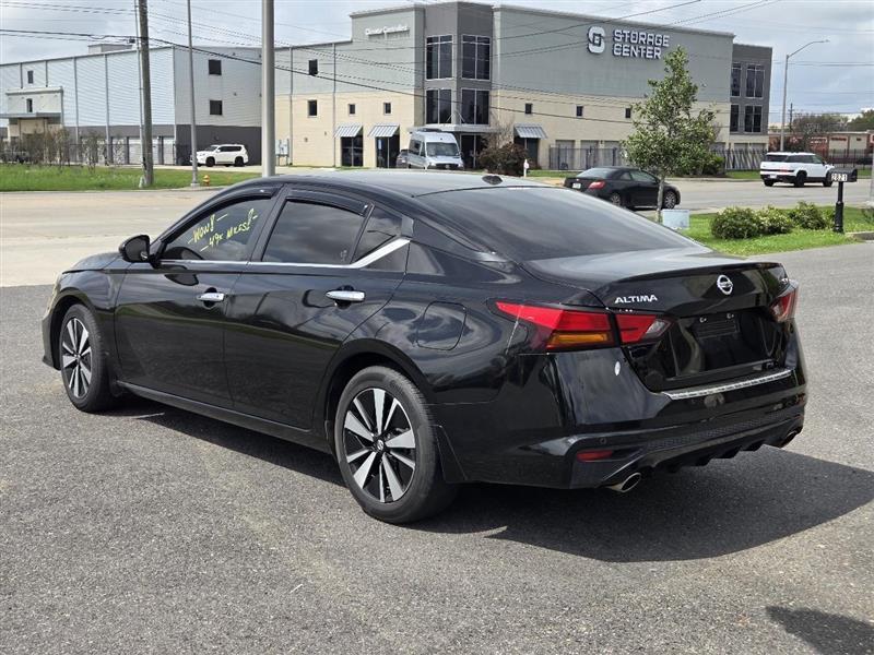 Nissan Altima 2.5 SV 2021