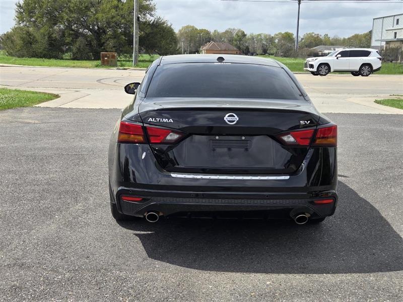 Nissan Altima 2.5 SV 2021