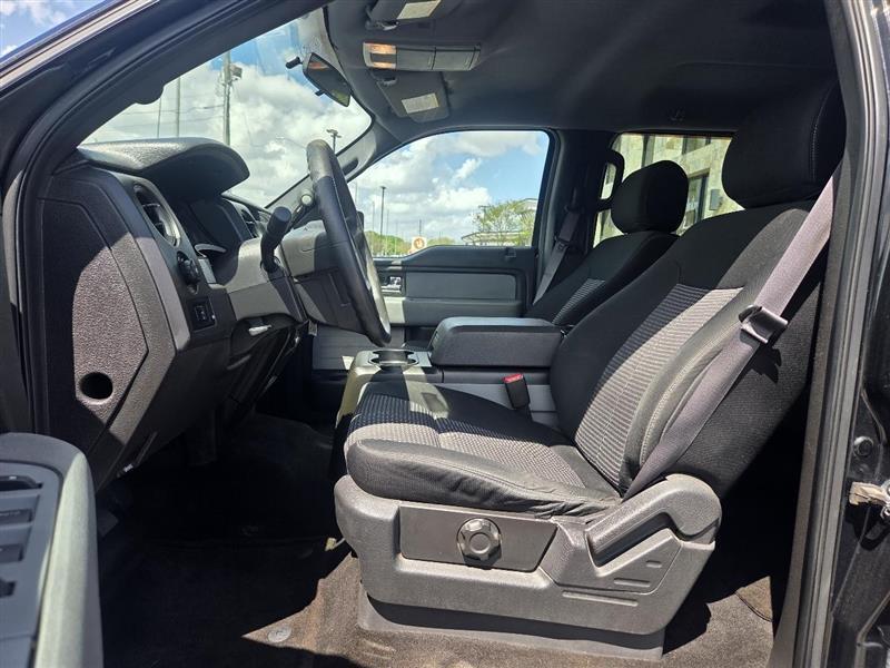 Ford F-150 Platinum SuperCrew 5.5-ft. Bed 2WD 2014