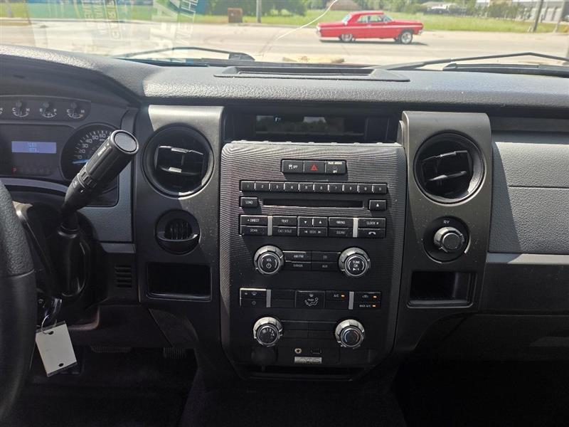 Ford F-150 Platinum SuperCrew 5.5-ft. Bed 2WD 2014