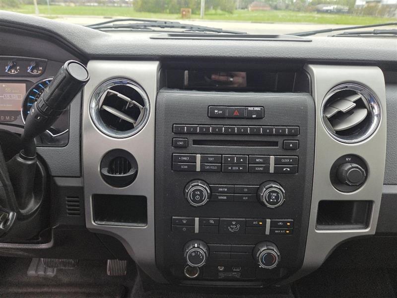 Ford F-150 XLT SuperCrew 5.5-ft. Bed 2WD 2012