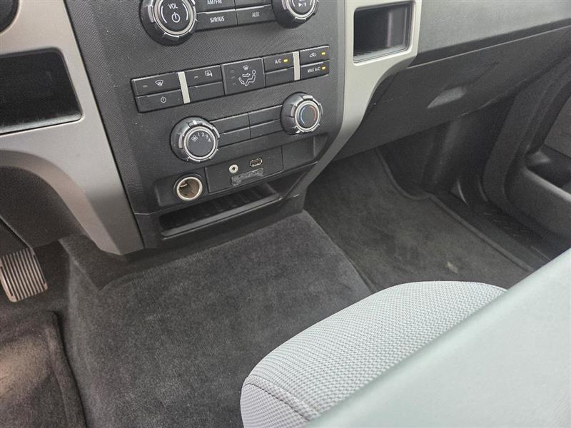 Ford F-150 XLT SuperCrew 5.5-ft. Bed 2WD 2012