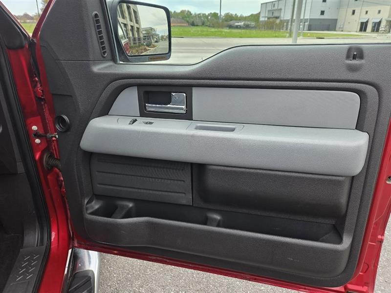 Ford F-150 XLT SuperCrew 5.5-ft. Bed 2WD 2012