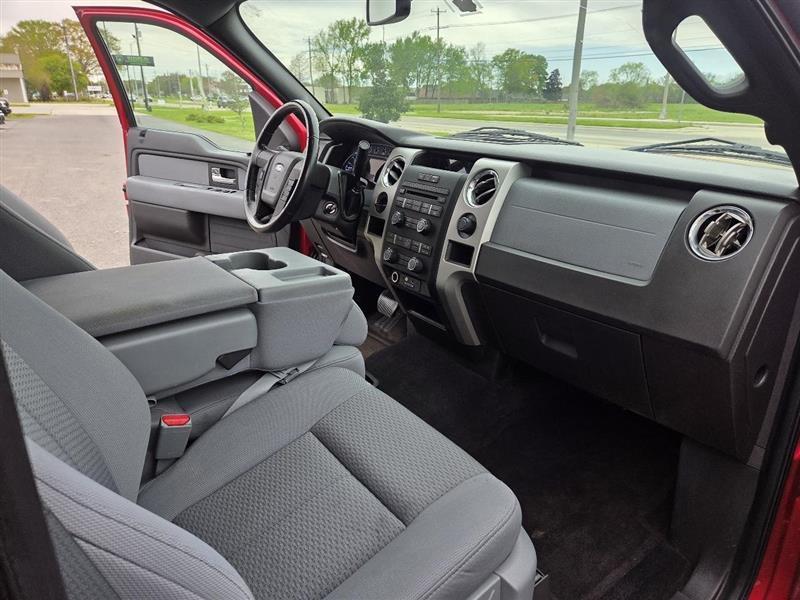 Ford F-150 XLT SuperCrew 5.5-ft. Bed 2WD 2012
