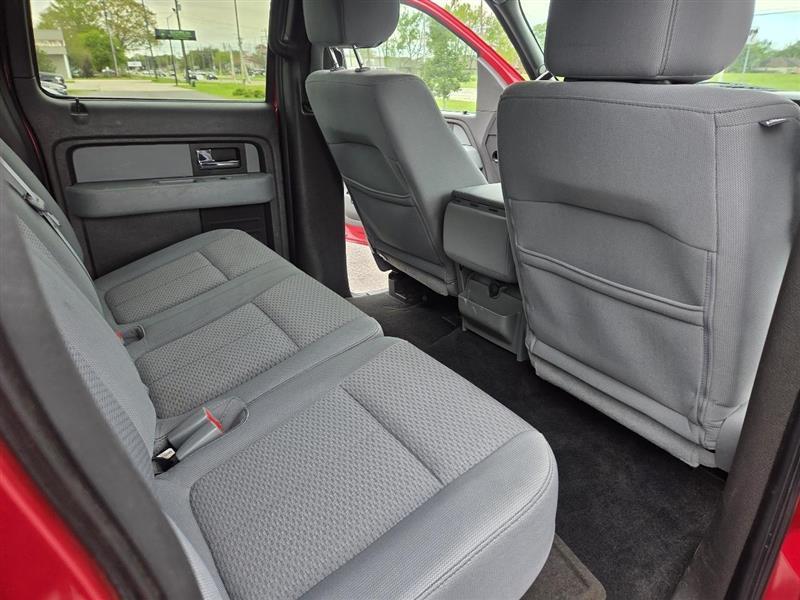 Ford F-150 XLT SuperCrew 5.5-ft. Bed 2WD 2012