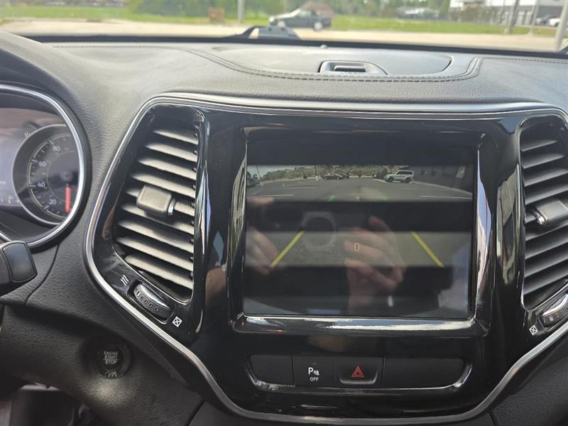 Jeep Cherokee Limited FWD 2020