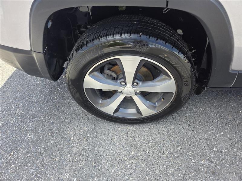 Jeep Cherokee Limited FWD 2020