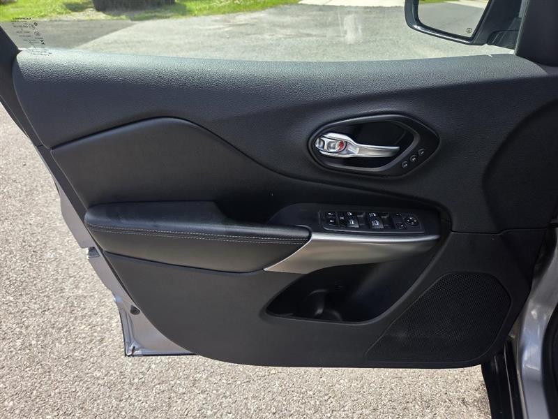 Jeep Cherokee Limited FWD 2020