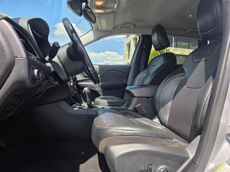 Jeep Cherokee Limited FWD 2020