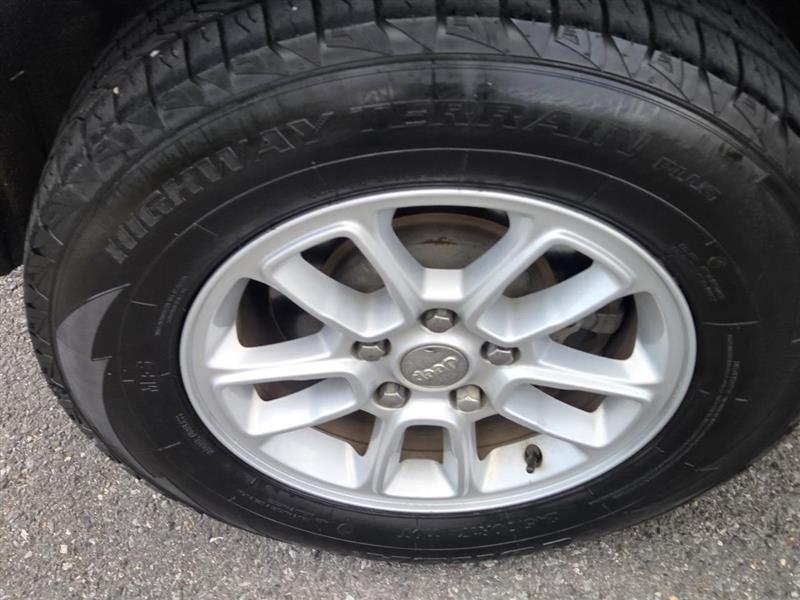 Jeep Grand Cherokee Laredo 4WD 2018