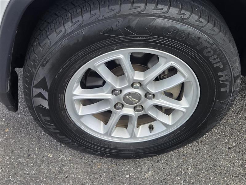 Jeep Grand Cherokee Laredo 4WD 2018