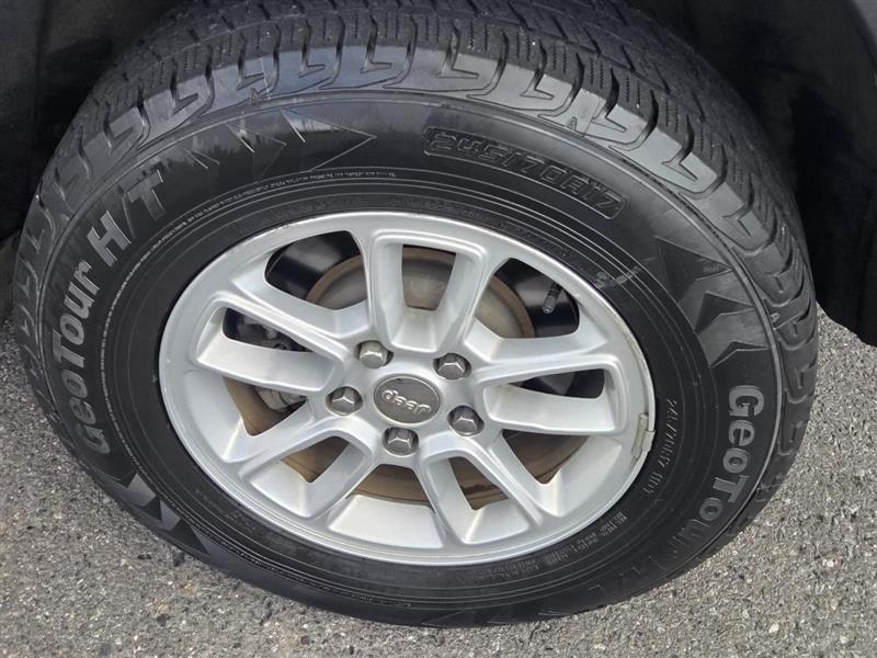 Jeep Grand Cherokee Laredo 4WD 2018