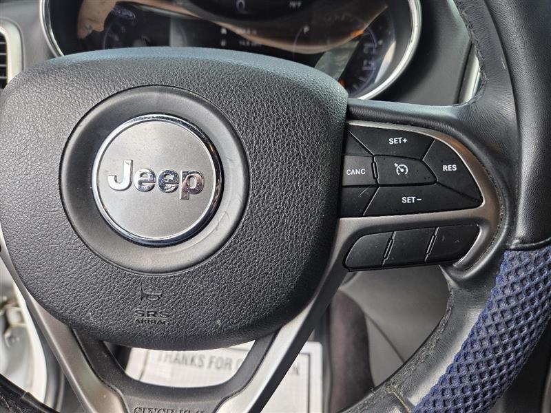 Jeep Grand Cherokee Laredo 4WD 2018