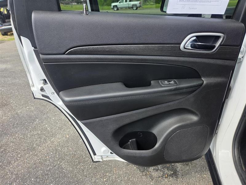 Jeep Grand Cherokee Laredo 4WD 2018