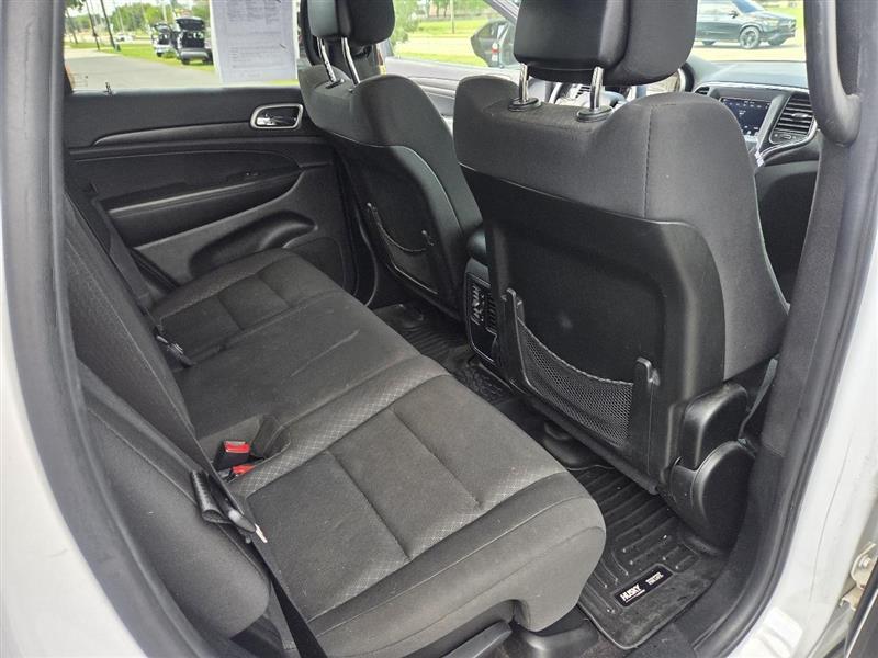 Jeep Grand Cherokee Laredo 4WD 2018