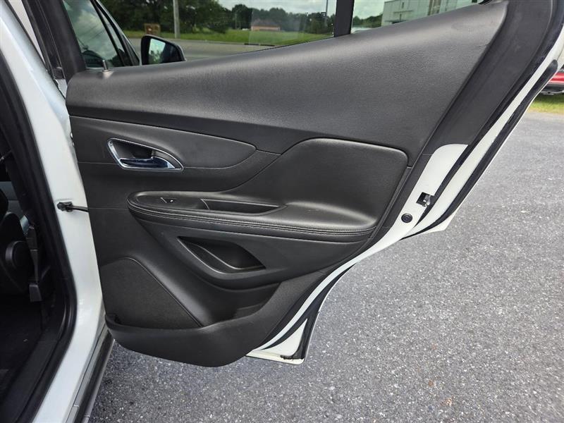 Buick Encore Convenience FWD 2014