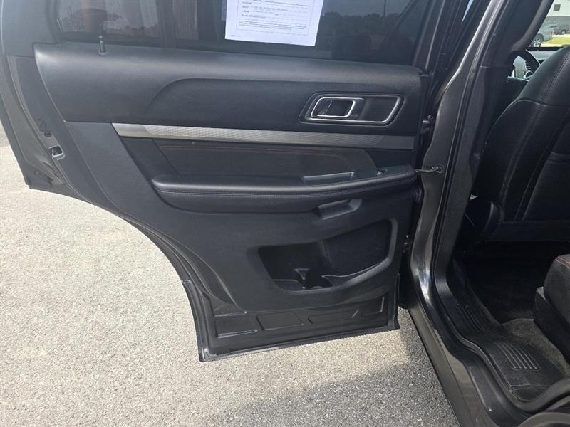 Ford Explorer XLT FWD 2018