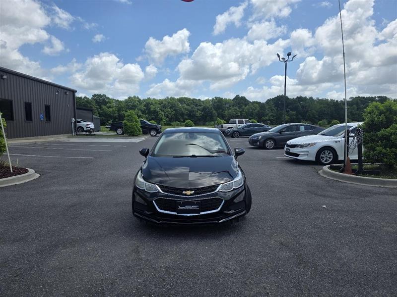 Chevrolet Cruze LS Auto 2018