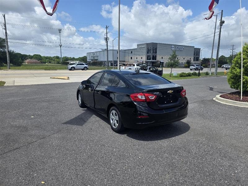 Chevrolet Cruze LS Auto 2018