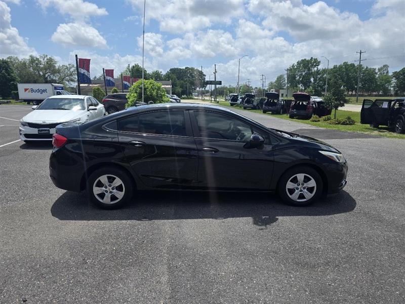 Chevrolet Cruze LS Auto 2018
