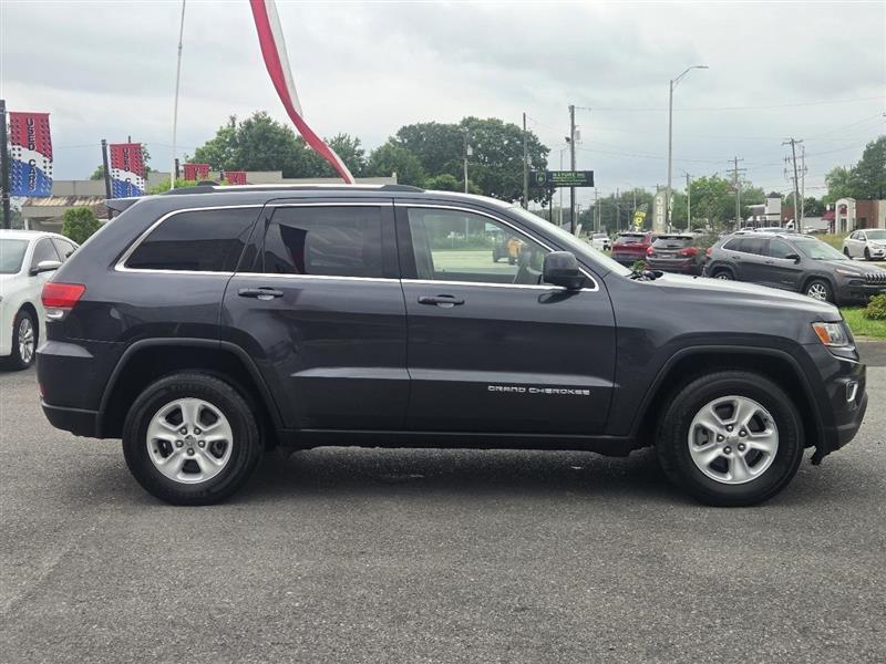 Jeep Grand Cherokee Laredo 2WD 2014