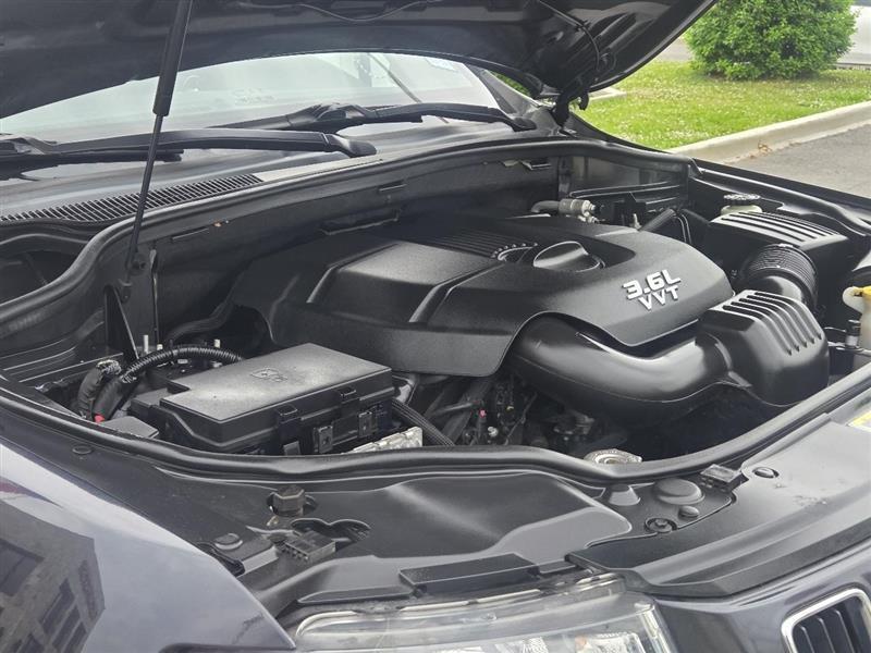 Jeep Grand Cherokee Laredo 2WD 2014