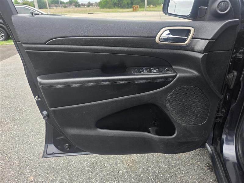 Jeep Grand Cherokee Laredo 2WD 2014