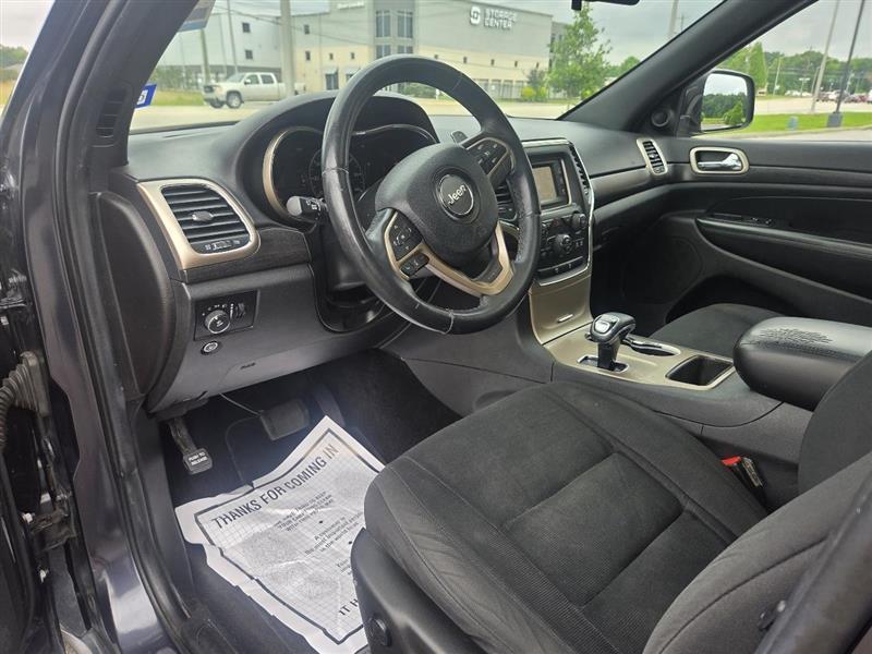 Jeep Grand Cherokee Laredo 2WD 2014