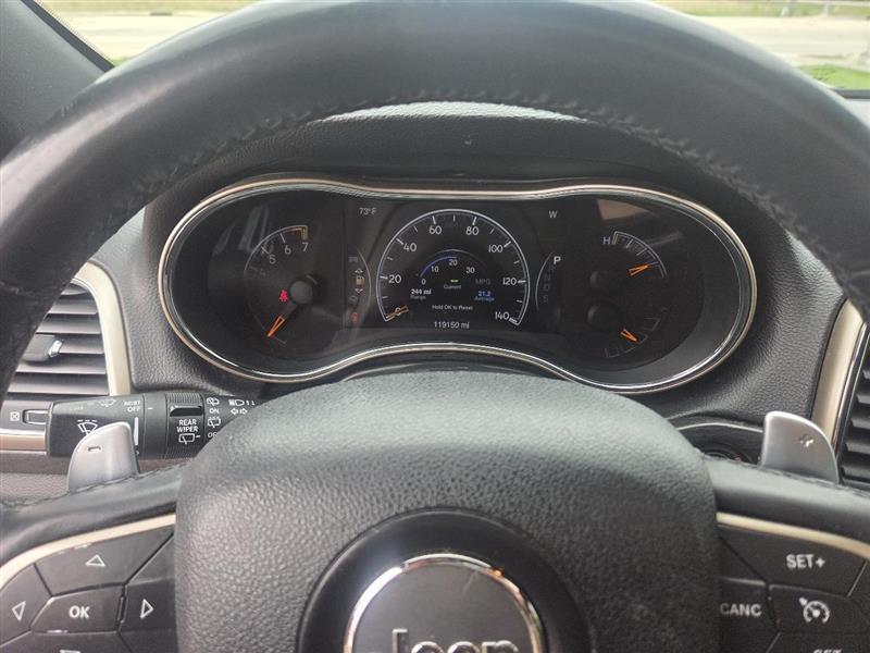 Jeep Grand Cherokee Laredo 2WD 2014